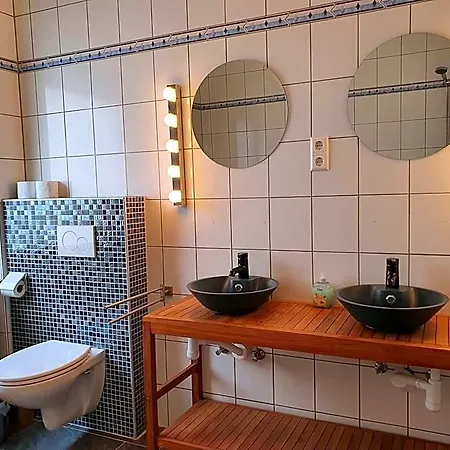 Roemerstube & Otel 3*