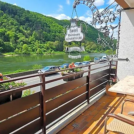 Otel Roemerstube & 3*