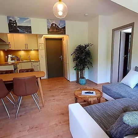 Roemerstube & Otel 3*